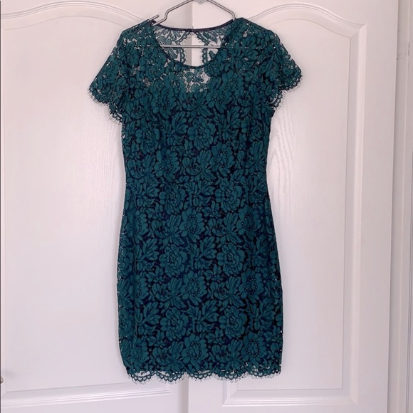 Banana Republic green lace dress - Picture 1 of 4